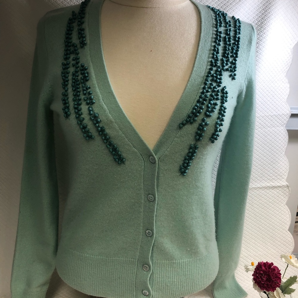 100% cashmere sweater